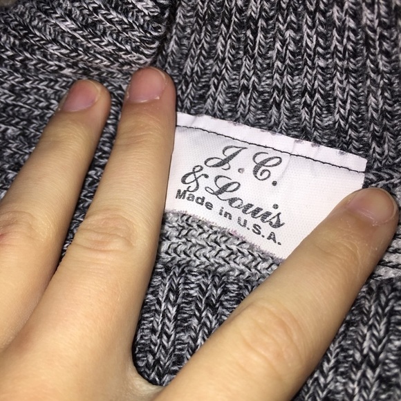 Vintage J. C. & Louis long sleeve giant sweater size L - Picture 4 of 4